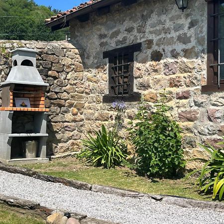 La Casita De Cuestallano Renedo De Cabuerniga Exterior photo